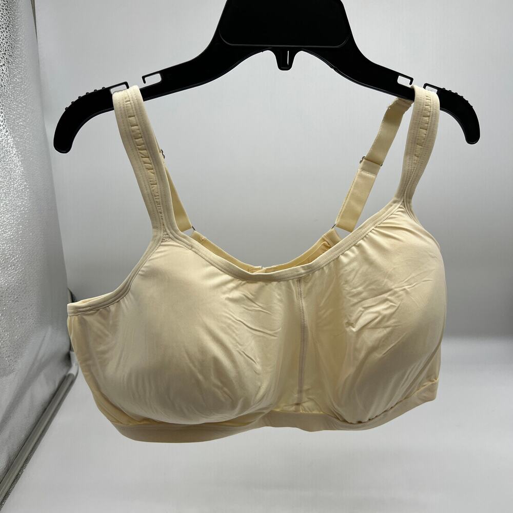 Breezies Comfort Zone Full Coverage Wirefree T-Shirt Bra Champagne, 44 D